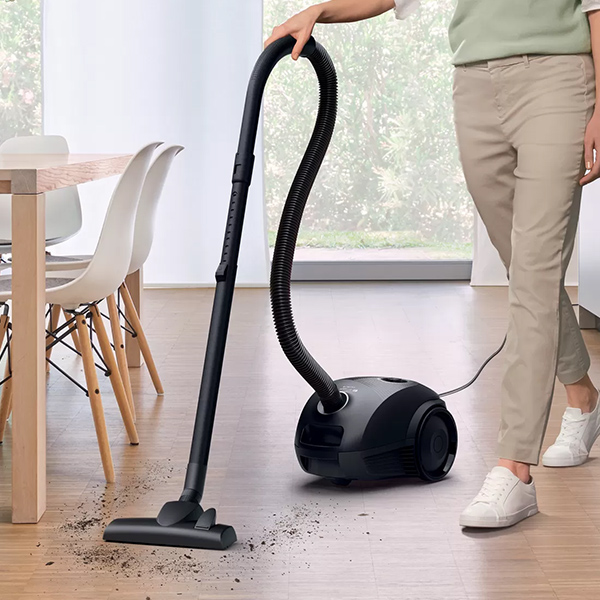 Bosch-BGBS2LB1-Contextual-3